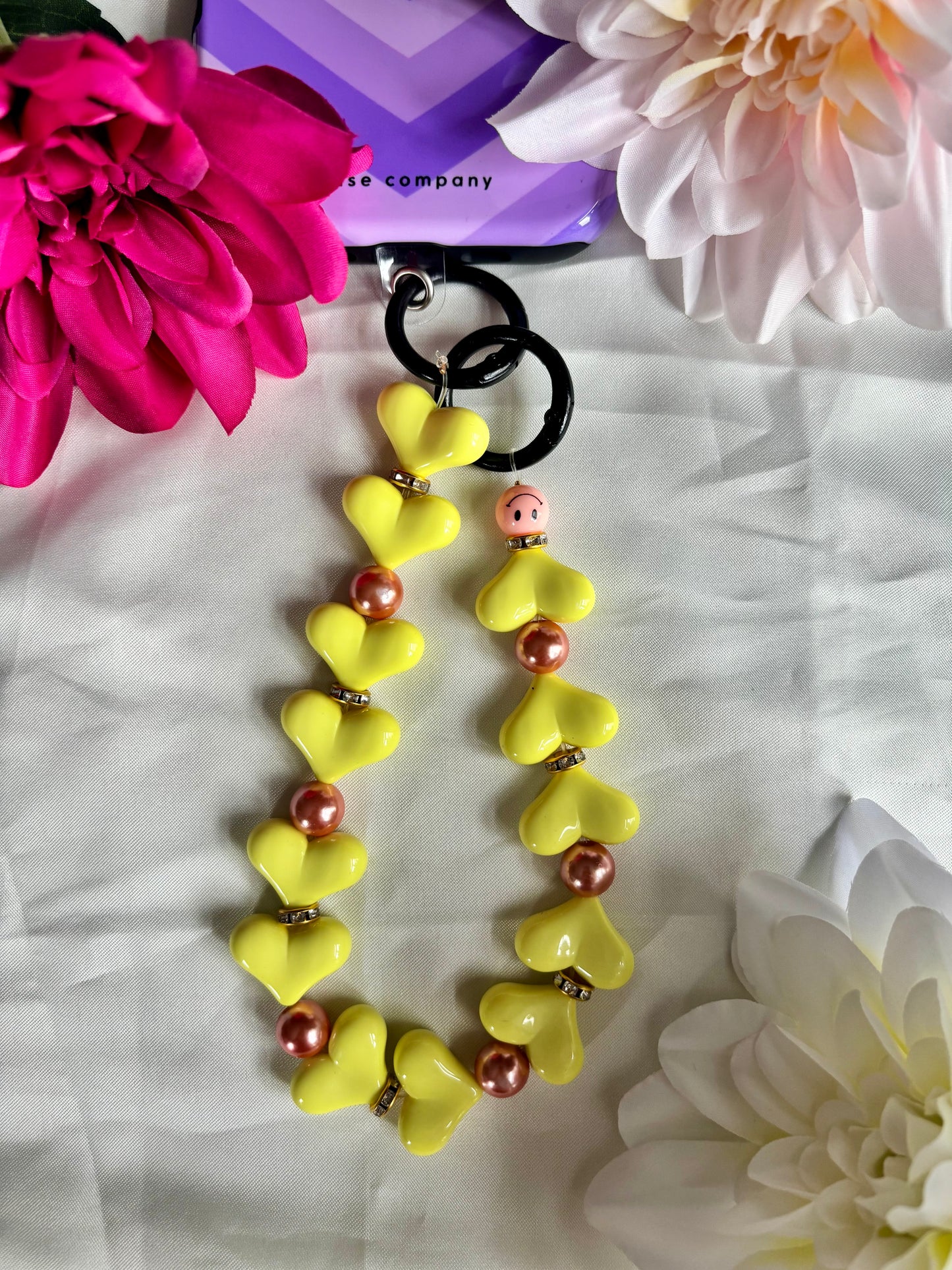Heart Phone Cords Geel