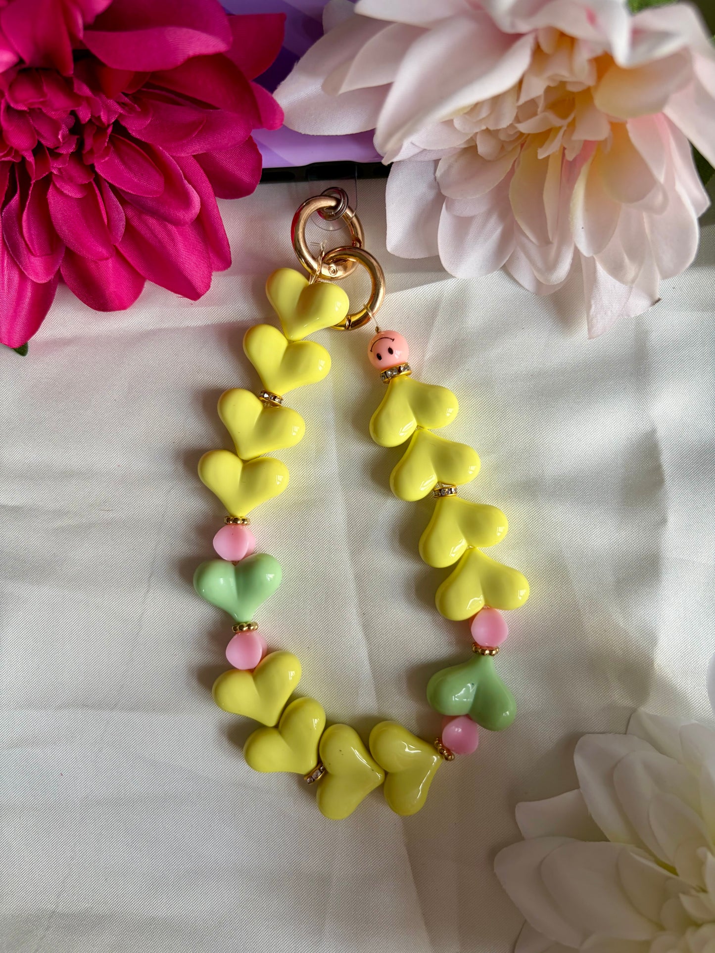 Heart Phone Cords Geel